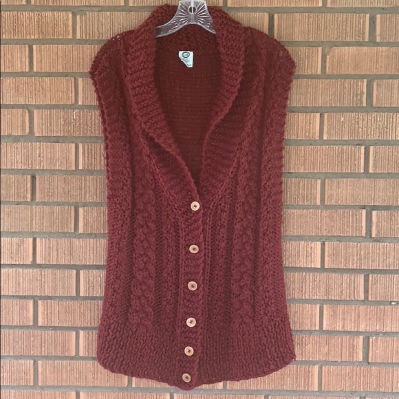 C&A MAROON CARDIGAN SWEATER - Picture 2 of 4